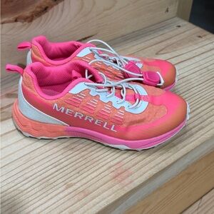 Merrell Kids' Agility Peak trail running shoes Pink/ Orange colorway Size 13